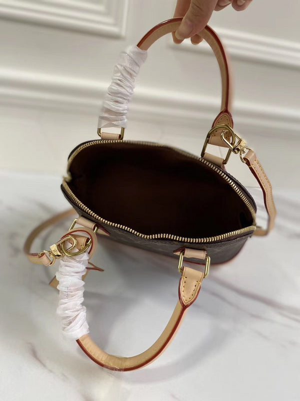 LOV2 Bags - Luxurious Bags  2588