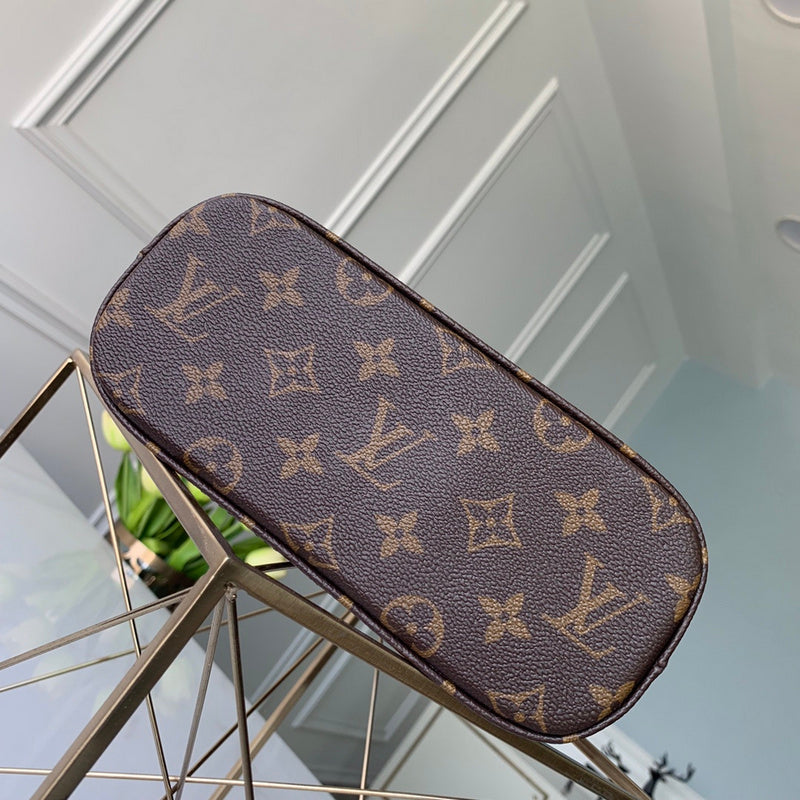 LOV2 Bags - Luxurious Bags  2679