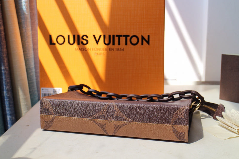 LOV2 Bags - Luxurious Bags  2662