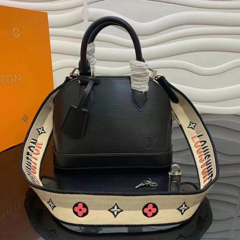 LOV2 Bags - Luxurious Bags  2560