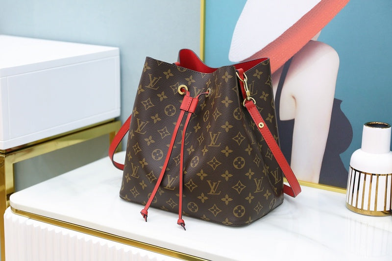 LOV2 Bags - Luxurious Bags  2688