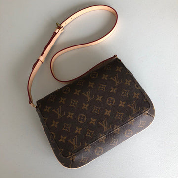 ZALL Lu-Vi bags - 1096