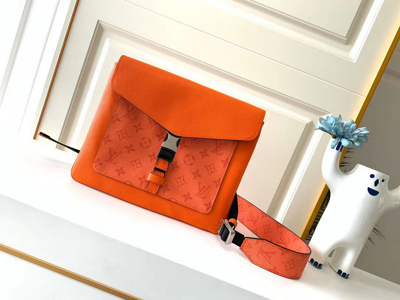 LOV2 Bags - Luxurious Bags  2576