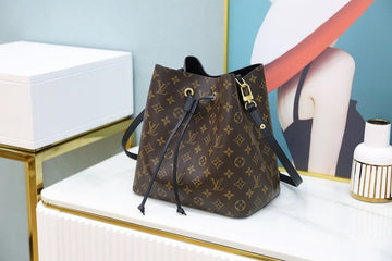 LOV2 Bags - Luxurious Bags  2689