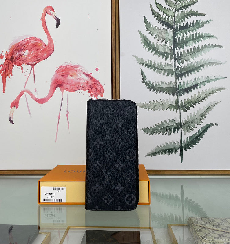LOV2 Bags - Luxurious Bags  2408