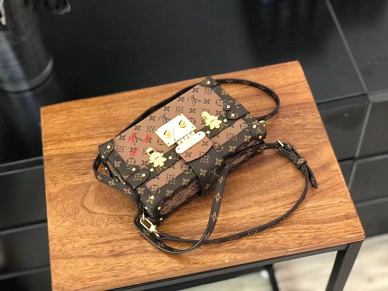 ZALL Lu-Vi bags - 1103