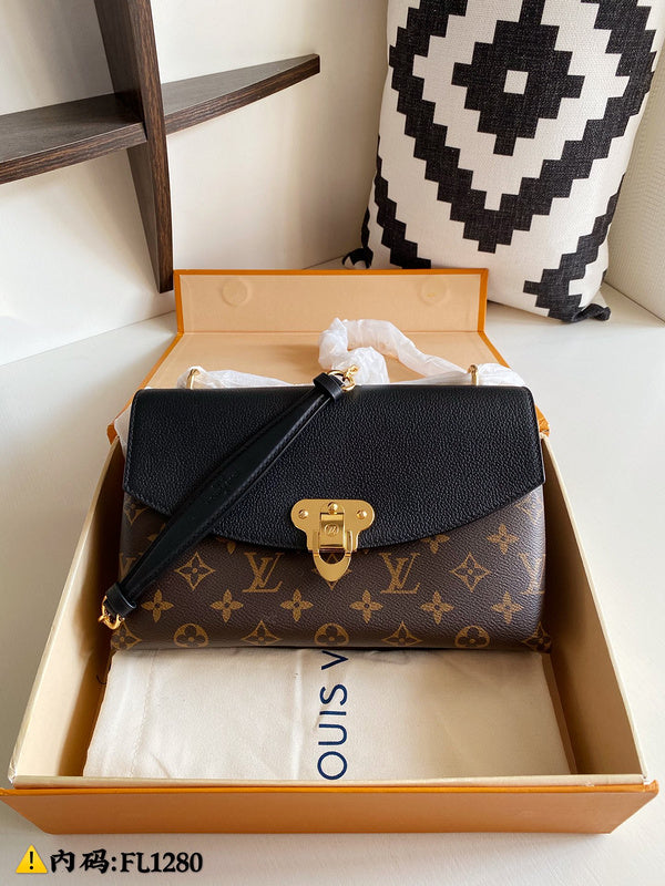 LOV2 Bags - Luxurious Bags  2649