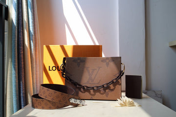 LOV2 Bags - Luxurious Bags  2662