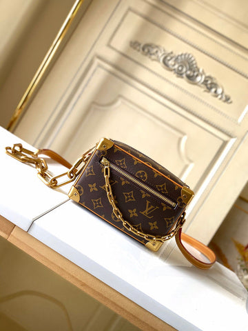 LOV2 Bags - Luxurious Bags  2647