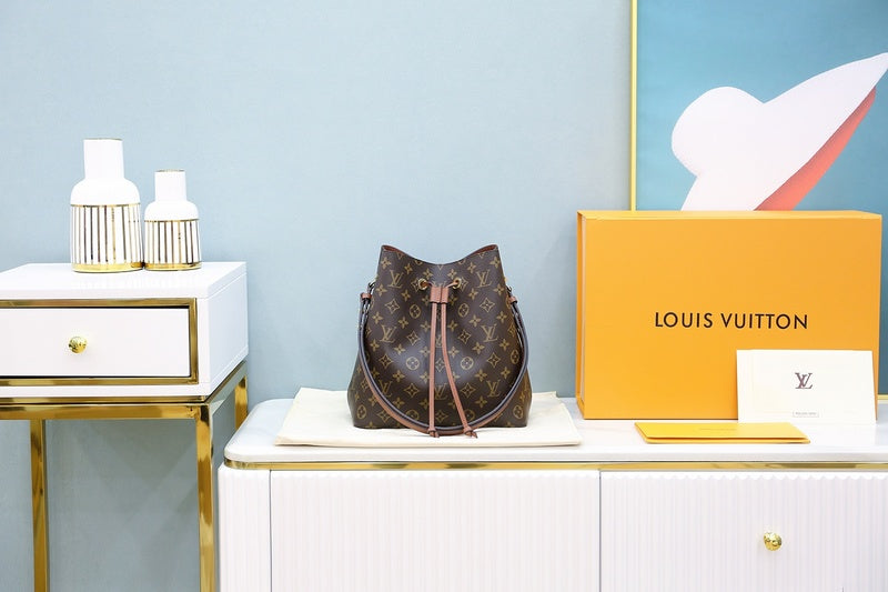 LOV2 Bags - Luxurious Bags  2685