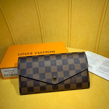 LOV2 Bags - Luxurious Bags 2105