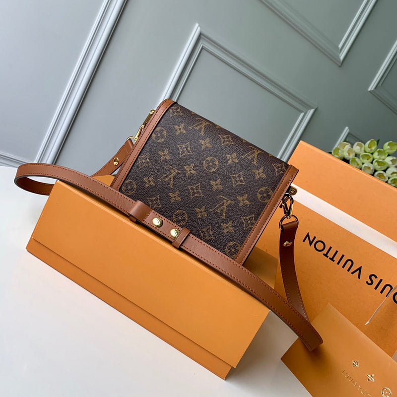 LOV2 Bags - Luxurious Bags  2600