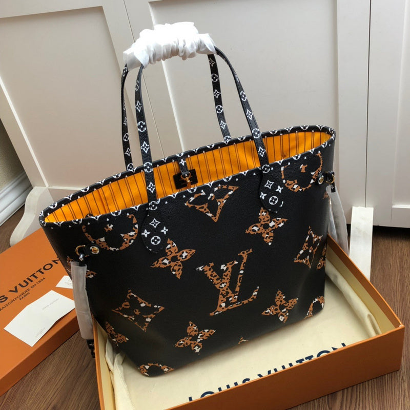 LOV2 Bags - Luxurious Bags  1923