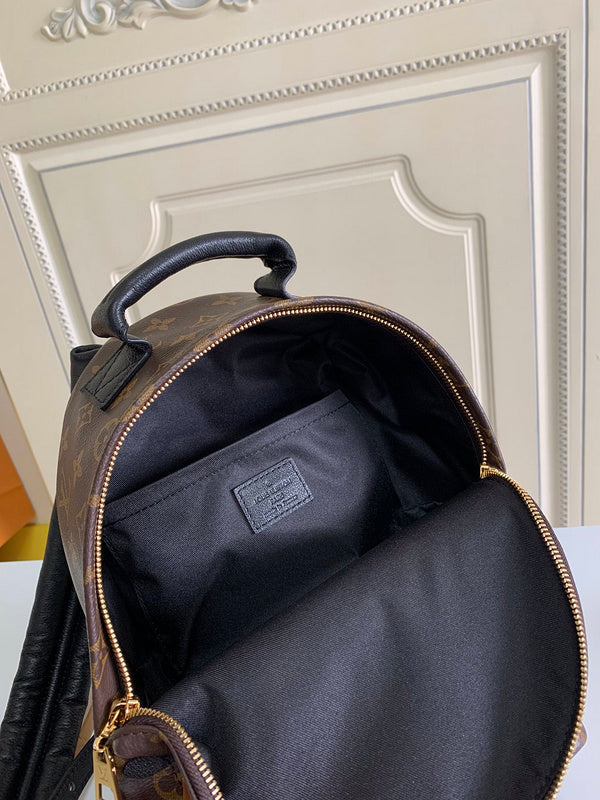 LOV2 Bags - Luxurious Bags  2824