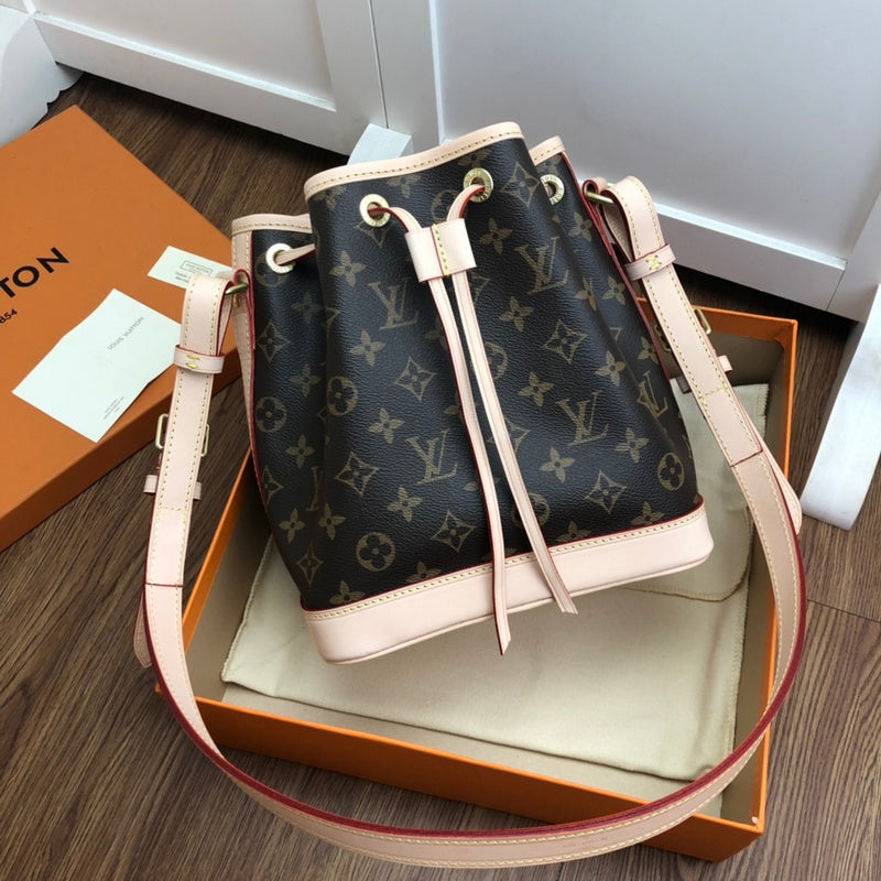 LOV2 Bags - Luxurious Bags  1982