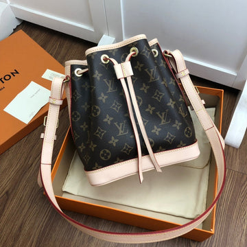 LOV2 Bags - Luxurious Bags  1982