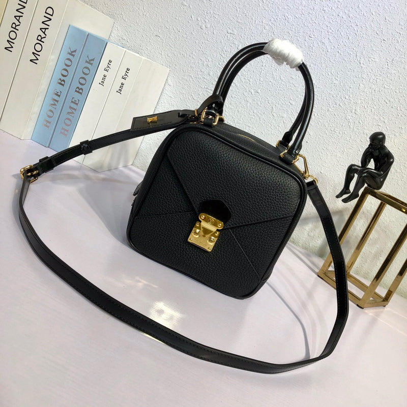 LOV2 Bags - Luxurious Bags  1905