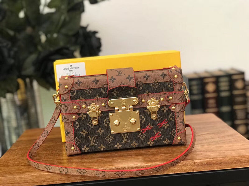 ZALL Lu-Vi bags - 1104