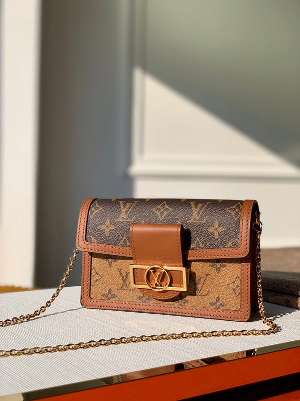 LOV2 Bags - Luxurious Bags  2604