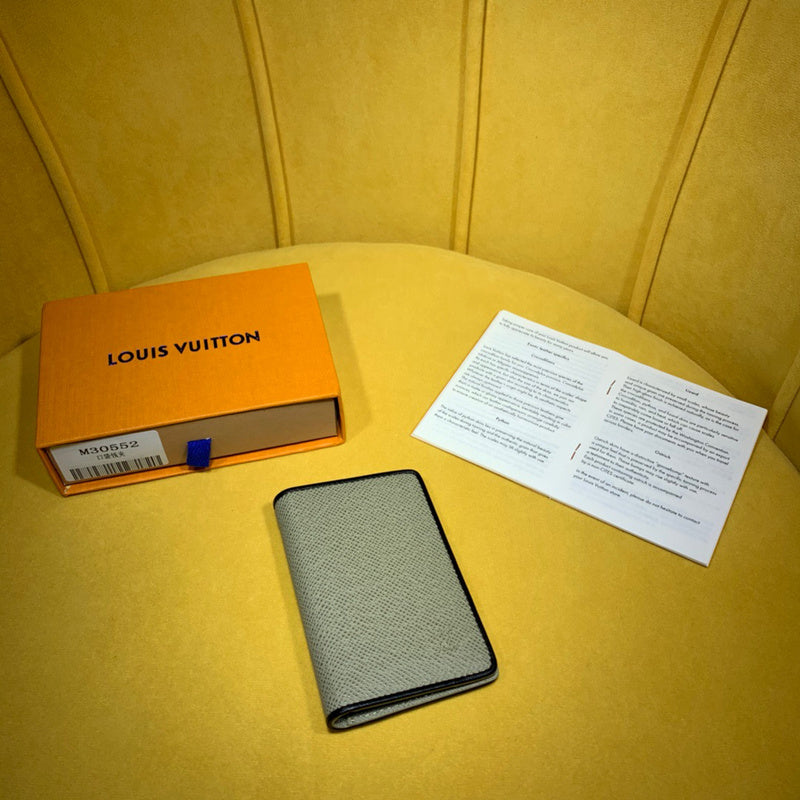 LOV2 Bags - Luxurious Bags  2310