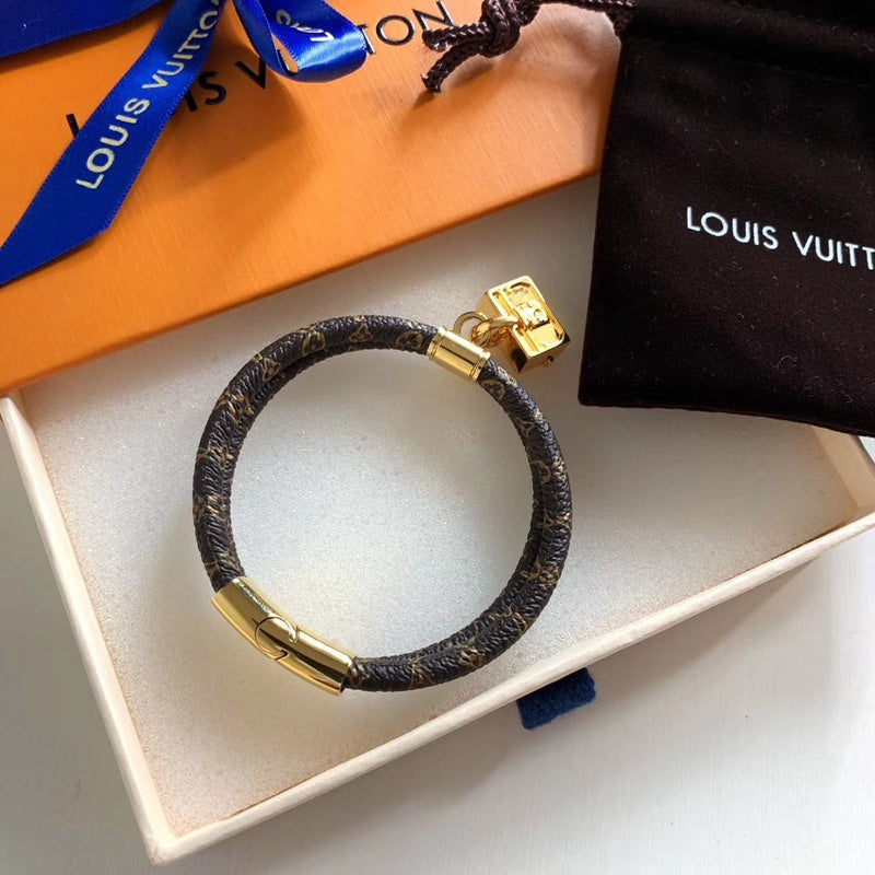 Zarlay  - Latest - 5325