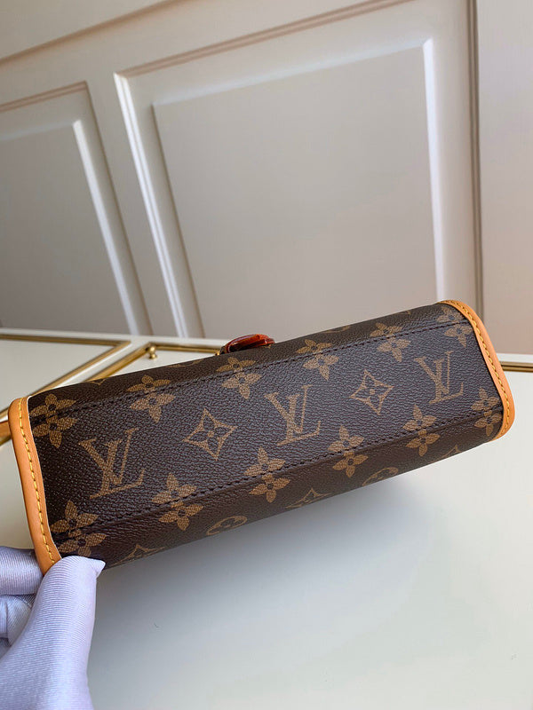 LOV2 Bags - Luxurious Bags  2619