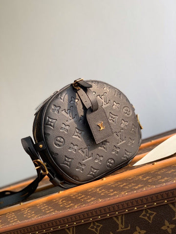 LOV2 Bags - Luxurious Bags  2585