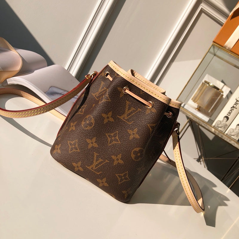 LOV2 Bags - Luxurious Bags  2681