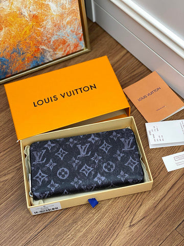 LOV2 Bags - Luxurious Bags  2368