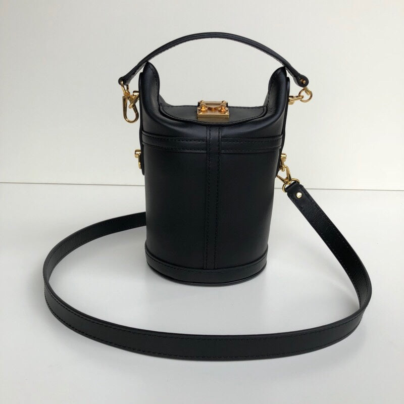 LOV2 Bags - Luxurious Bags  2049