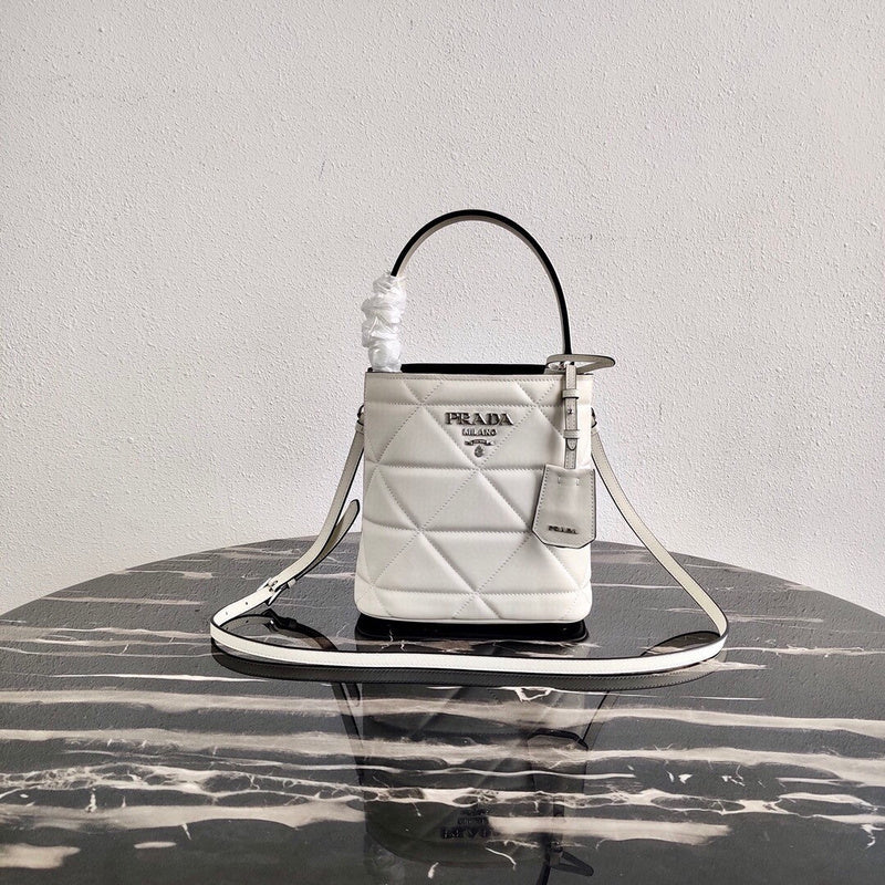 Zarlay  - Latest - 4711