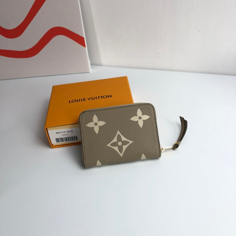 LOV2 Bags - Luxurious Bags  2146