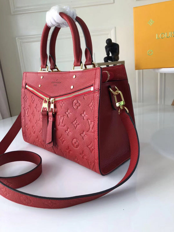 LOV2 Bags - Luxurious Bags  2042