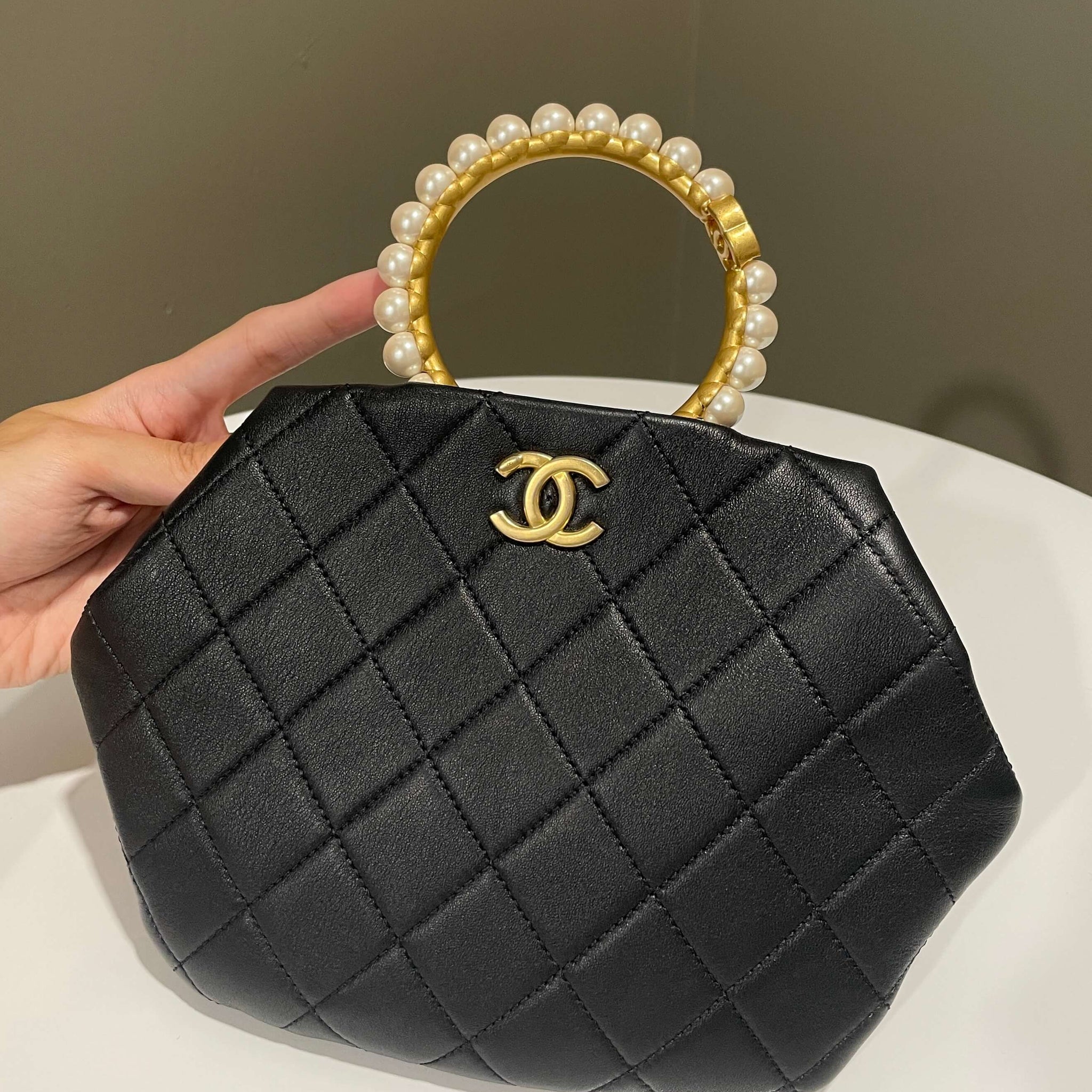 Chanel Quilted Cc Pearl Crown Clutch Bag Black Lambskin