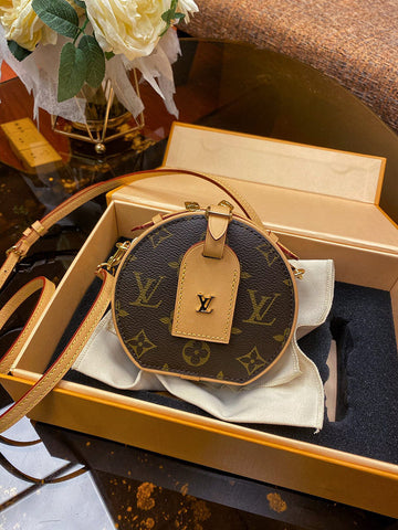 LOV2 Bags - Luxurious Bags  2634