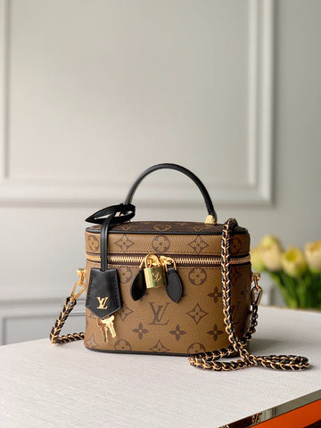 LOV2 Bags - Luxurious Bags  2674