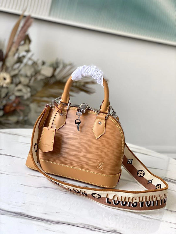 LOV2 Bags - Luxurious Bags  2571