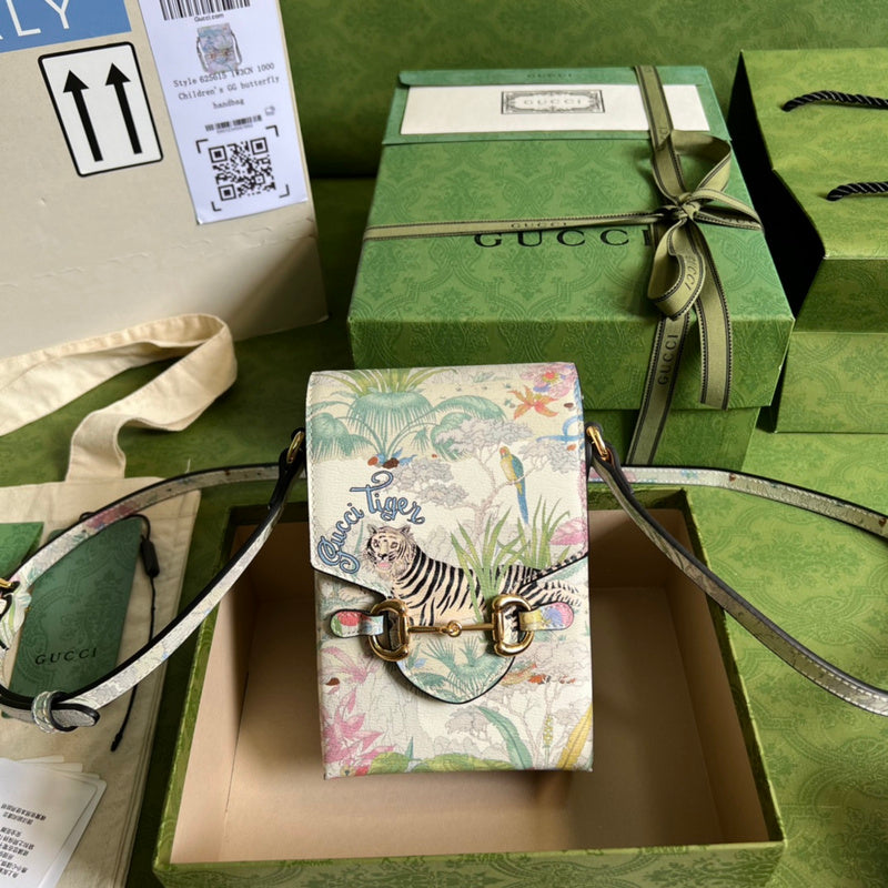 Zarlay  - Latest - 3900