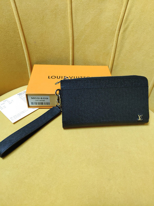 LOV2 Bags - Luxurious Bags  2163