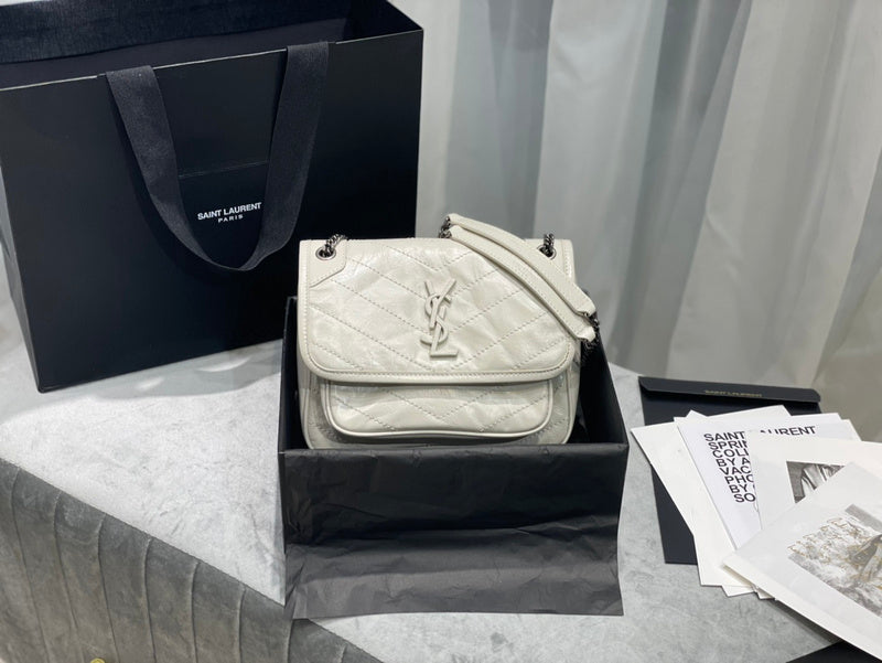 Zarlay  - Latest - 8563