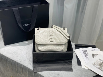 Zarlay  - Latest - 8563