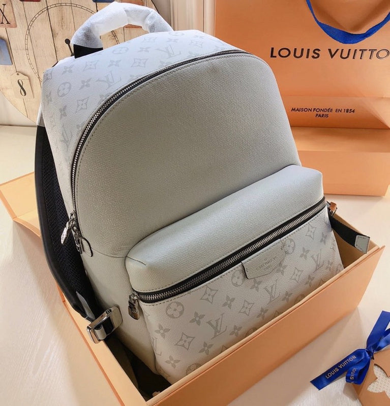 LOV2 Bags - Luxurious Bags  1863