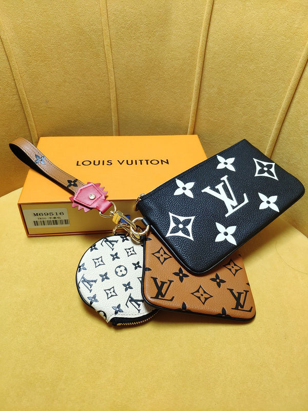LOV2 Bags - Luxurious Bags  2155