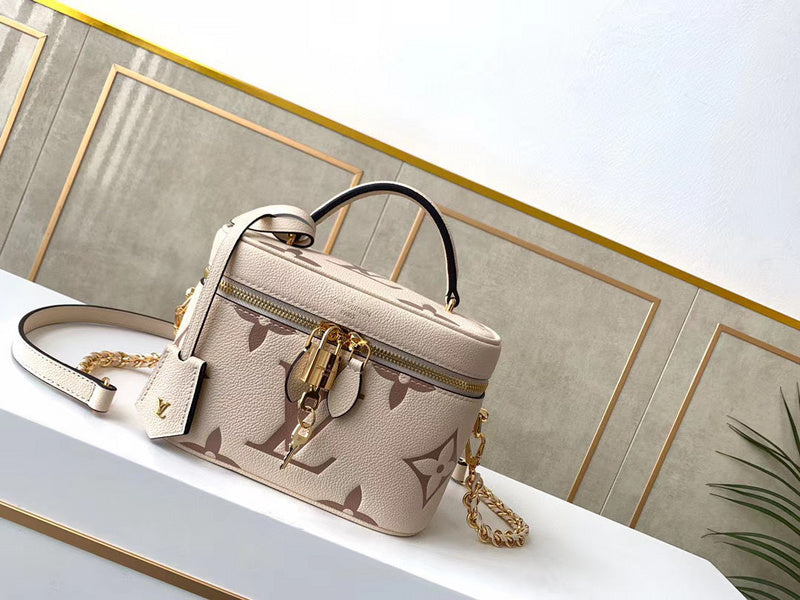 LOV2 Bags - Luxurious Bags  2543
