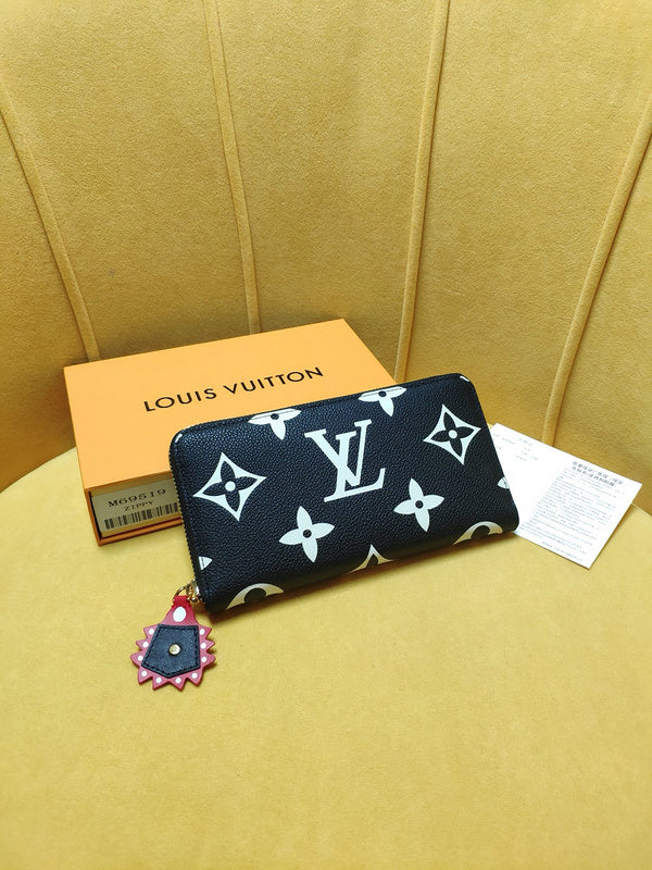 LOV2 Bags - Luxurious Bags  2150