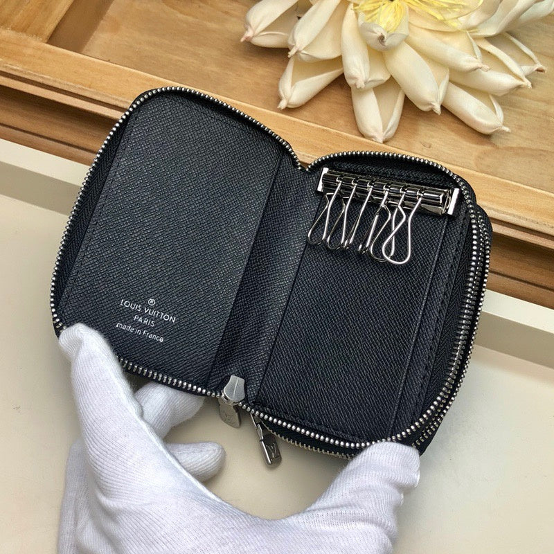 LOV2 Bags - Luxurious Bags  2439